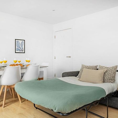 King'S Cross - 2Br With Terrace - Cityapartmentstay Λονδίνο Εξωτερικό φωτογραφία