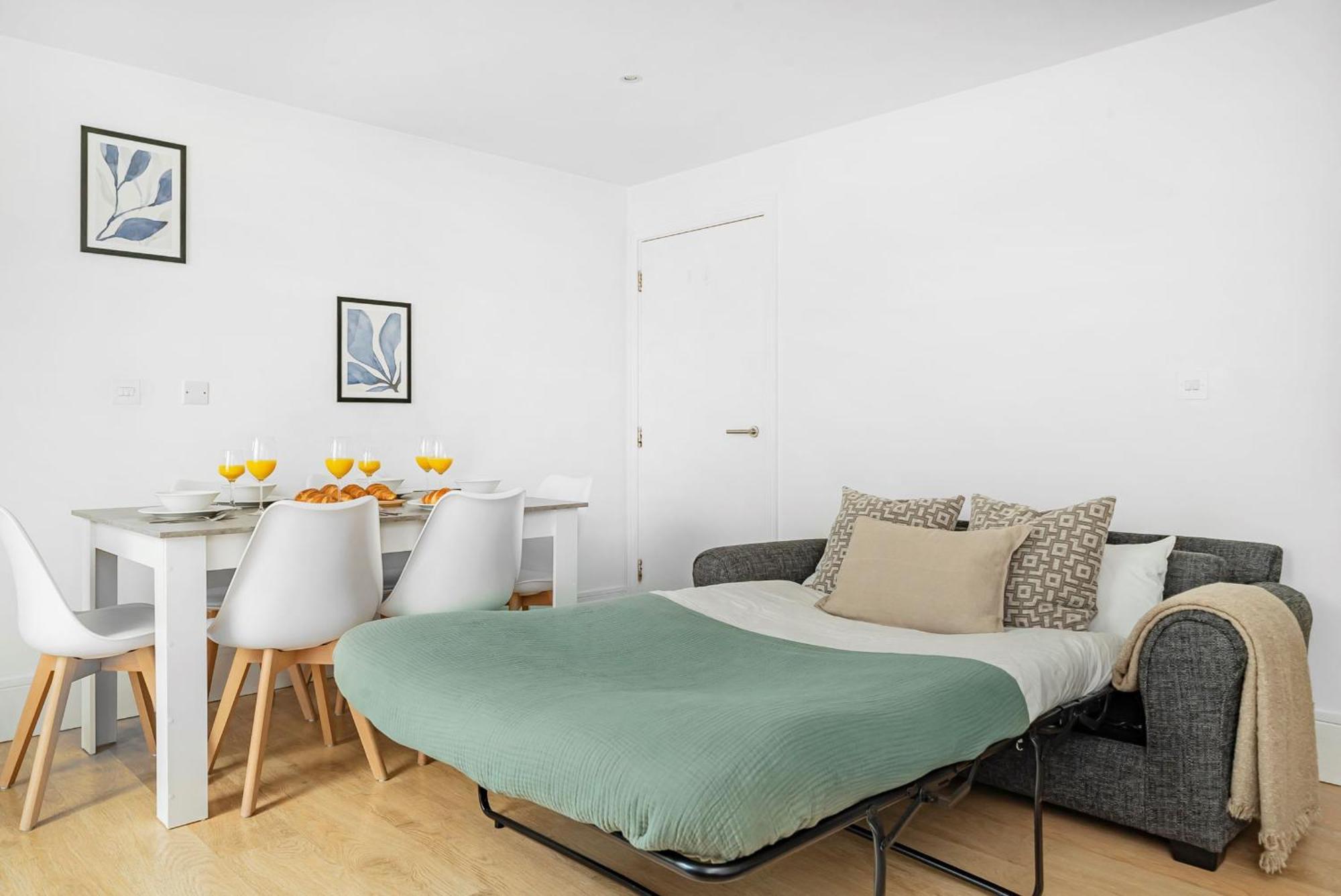 King'S Cross - 2Br With Terrace - Cityapartmentstay Λονδίνο Εξωτερικό φωτογραφία